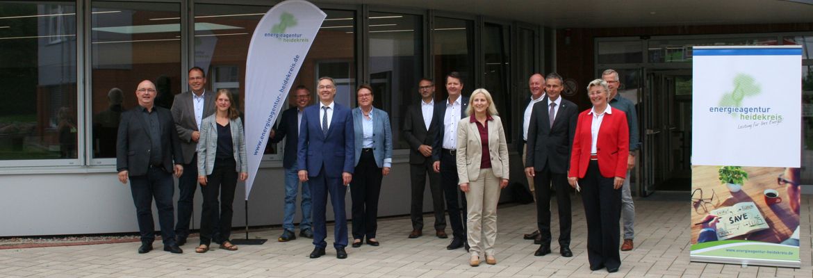 Städte und Gemeinden im Heidekreis starten Energieeffizienz-Projekt für eigene Liegenschaften Städte und Gemeinden im Heidekreis starten Energieeffizienz-Projekt für eigene Liegenschaften
