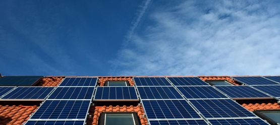Erweitern Sie Ihr Basiswissen zur Solarstromerzeugung im kostenfreien online-Vortrag. (Foto: pixabay)